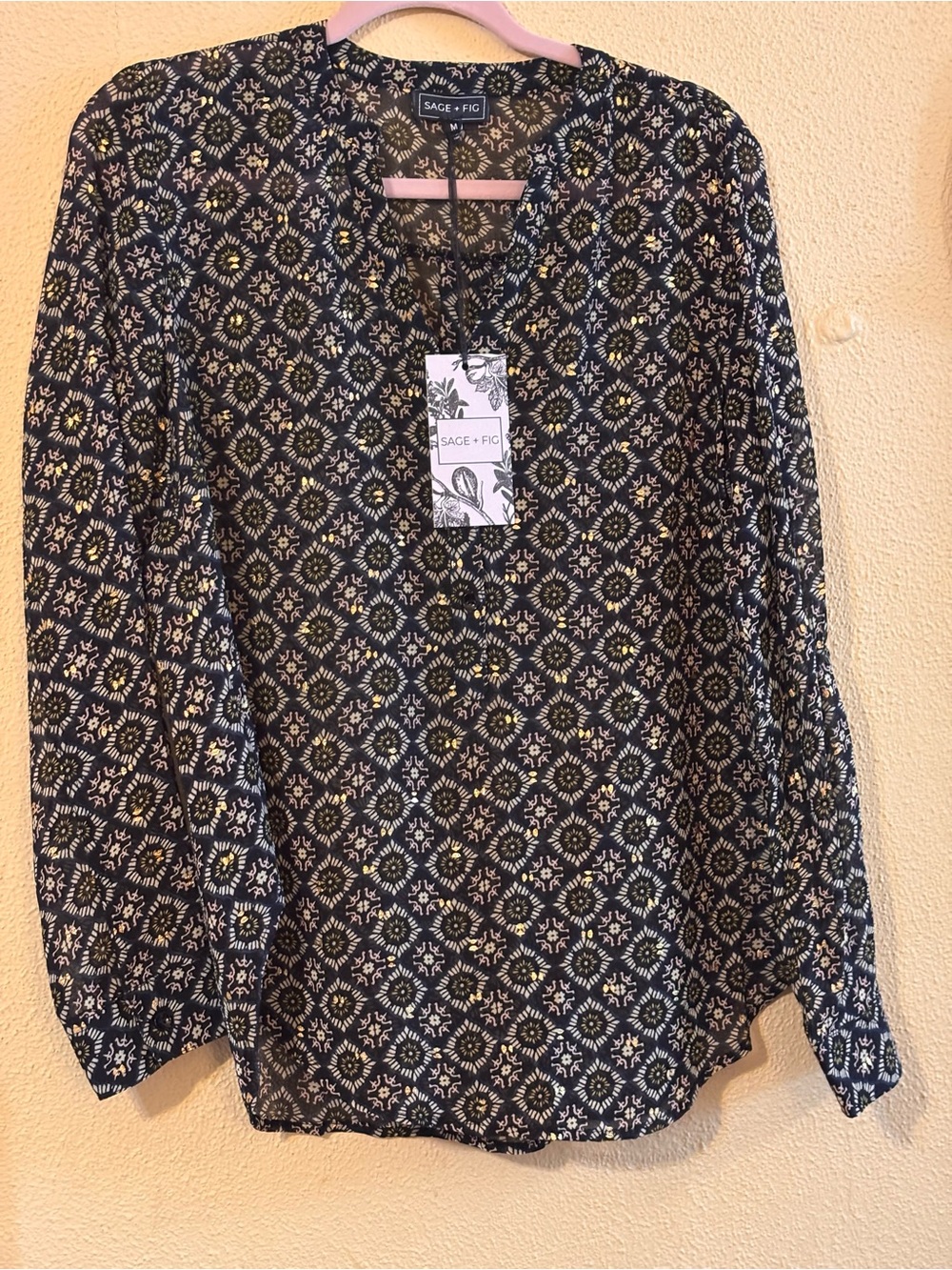 Sage + Fig Medium Navy Geometric Metallic Gold Blouse NWT